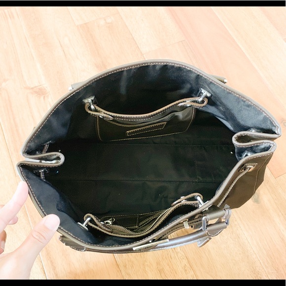 SOLD TUMI Reversible Tote Purse Travel Bag NWT - Picture 4 of 7